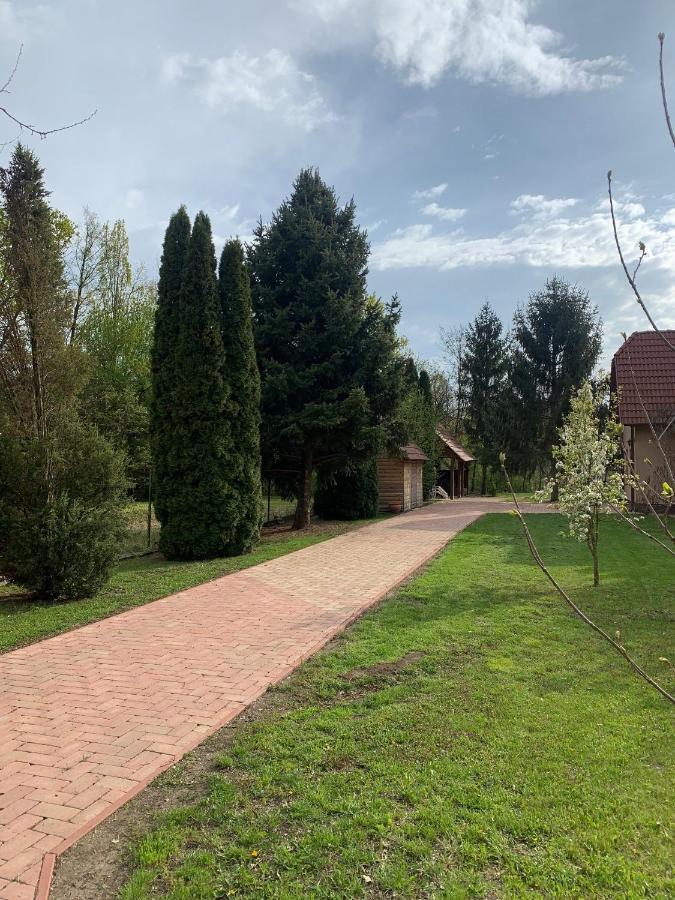 Kemences Haziko Apartment Szarvas Luaran gambar